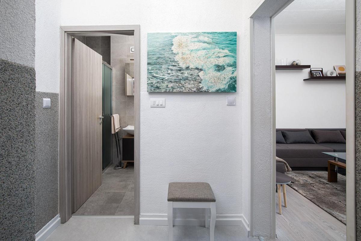 Apartment Aston Pula Exterior photo